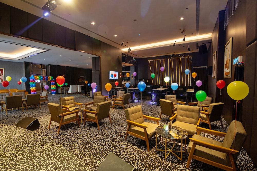 Geno Hotel Шах Алам Екстериор снимка